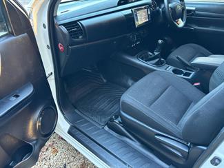 2019 Toyota Hilux - Thumbnail