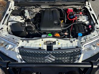 2012 Suzuki Grand Vitara - Thumbnail