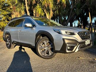 2021 Subaru Outback - Thumbnail