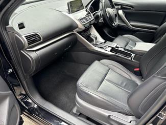 2019 Mitsubishi Eclipse Cross - Thumbnail