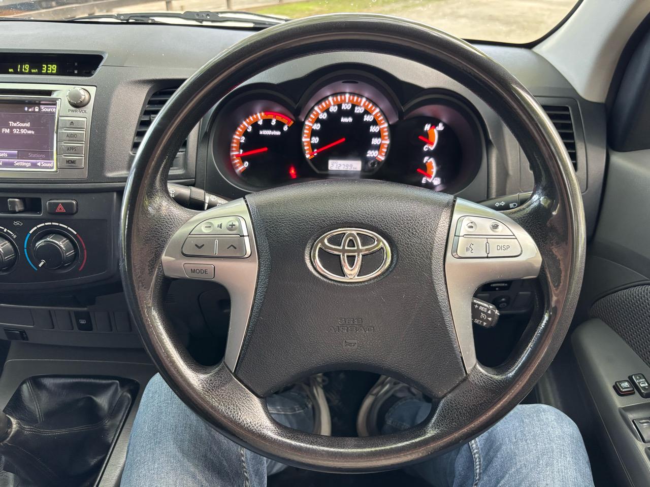 2015 Toyota Hilux