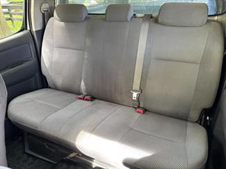 2015 Toyota Hilux - Thumbnail