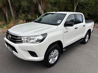 2018 Toyota Hilux - Thumbnail