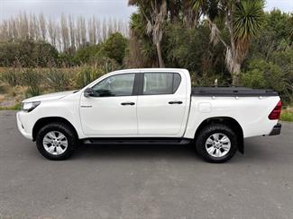 2018 Toyota Hilux - Thumbnail