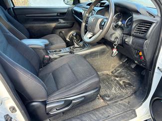 2016 Toyota Hilux - Thumbnail
